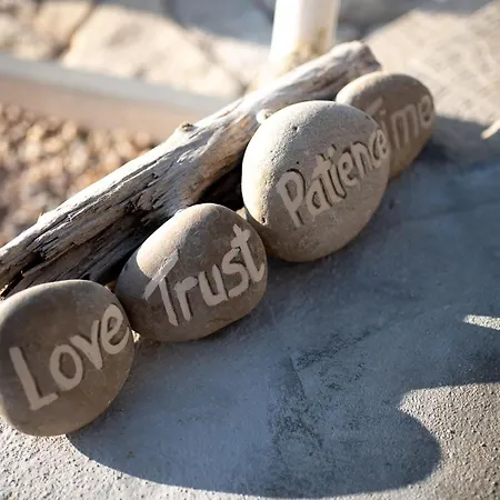 Intuitiva - Relaxation And Mindful 홈스테이 로리냐