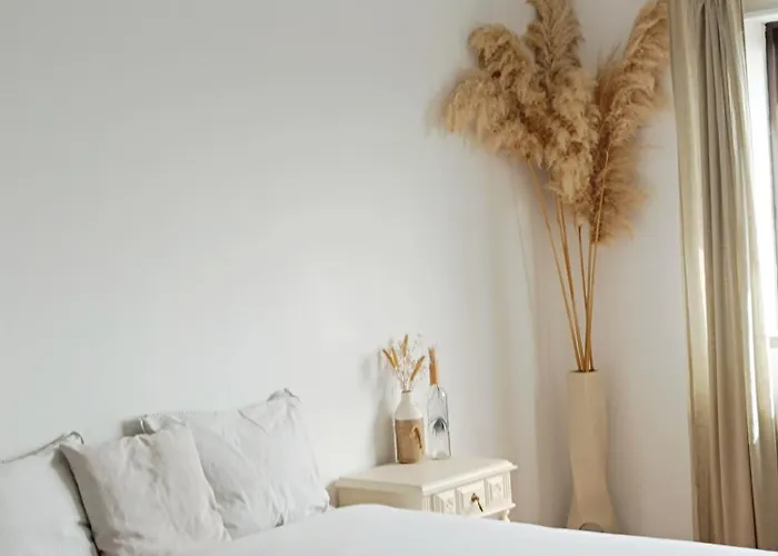 Homestay Intuitiva - Relaxation And Mindful Lourinha (Lisbon)